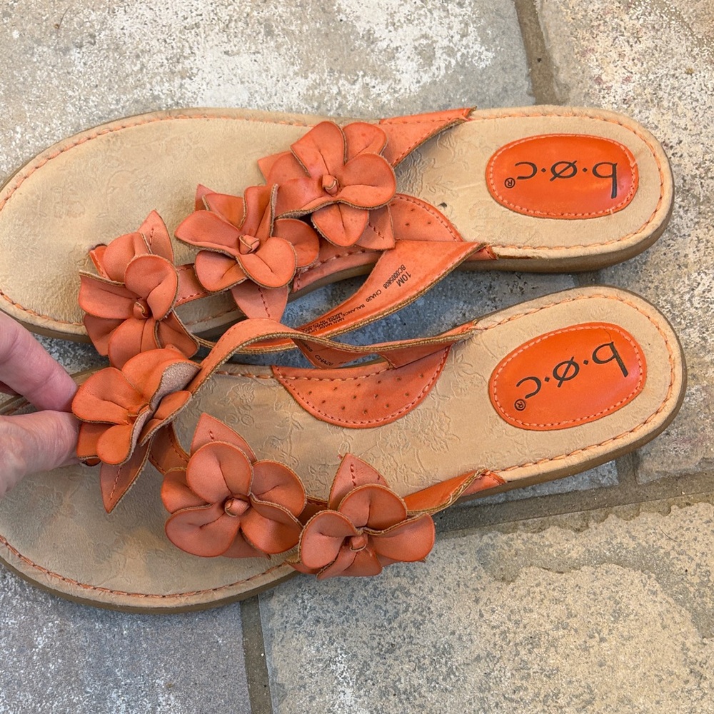 b.o.c. Women's Coral Orange Floral Toe-Post Sandals flip flops - Picture 6 of 8